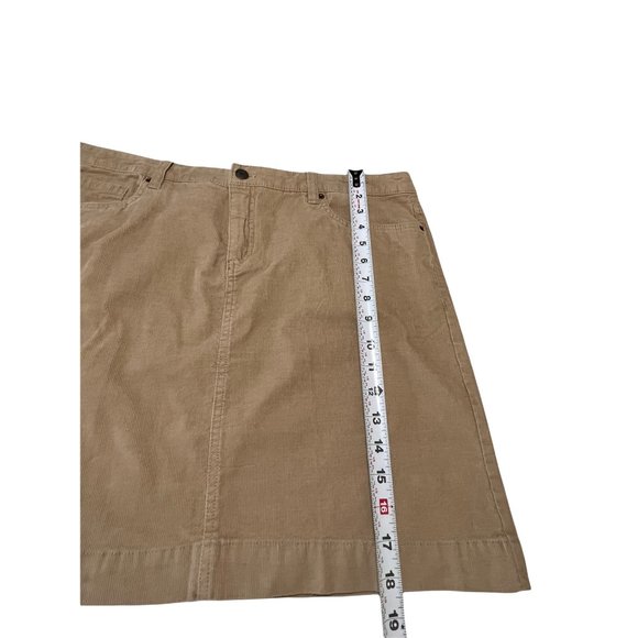 G.H.Bass & Co. Corduroy skirt size: 12 Color: Tan - Picture 5 of 8